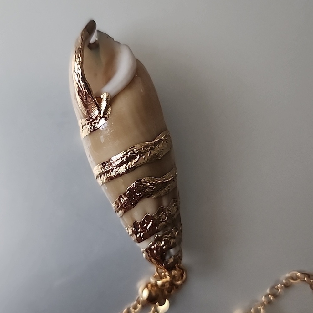 Genuine SHELL 14K Gold Plated NECKLACE - Picture 2 of 5